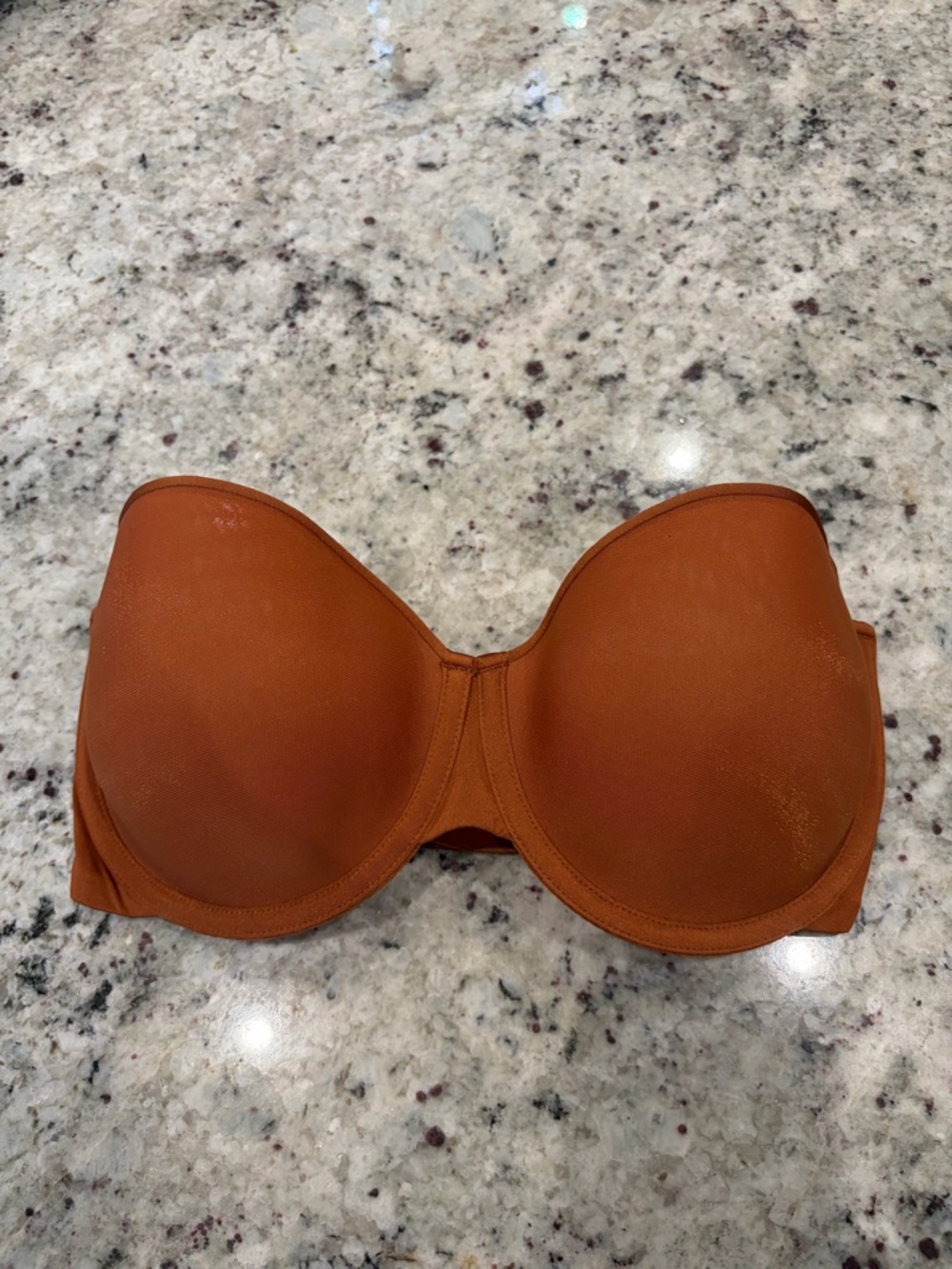 SKIMS Weightless Strapless Bra - Bronze